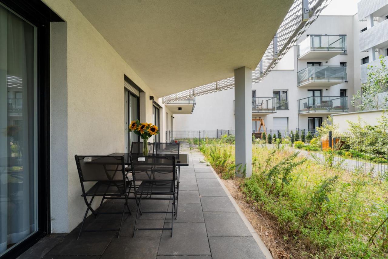 Big Apart - Atal Towers - 3 Rooms - Private Parking Place Wroclaw Luaran gambar
